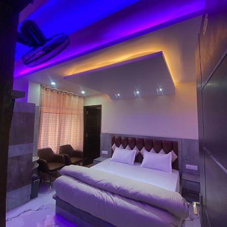 Hotel Harmony Heights Shimla Zewnętrze zdjęcie