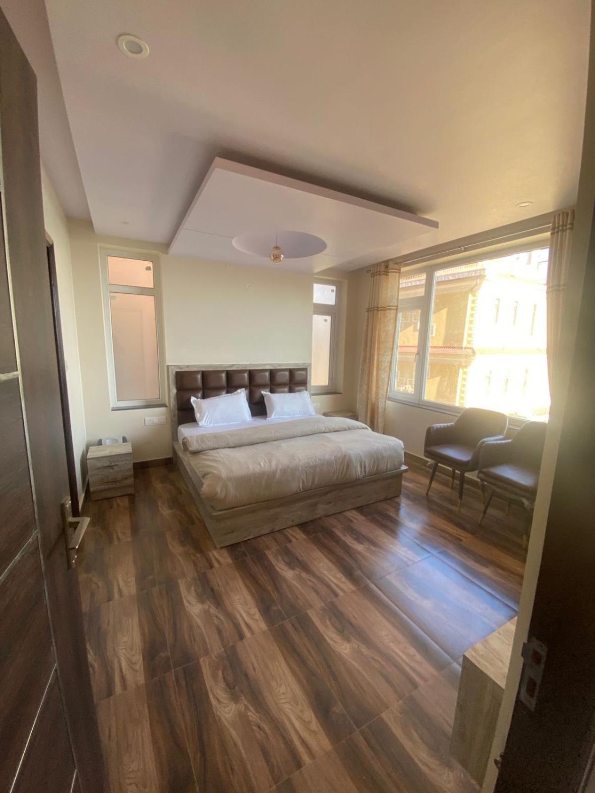 Hotel Harmony Heights Shimla Zewnętrze zdjęcie
