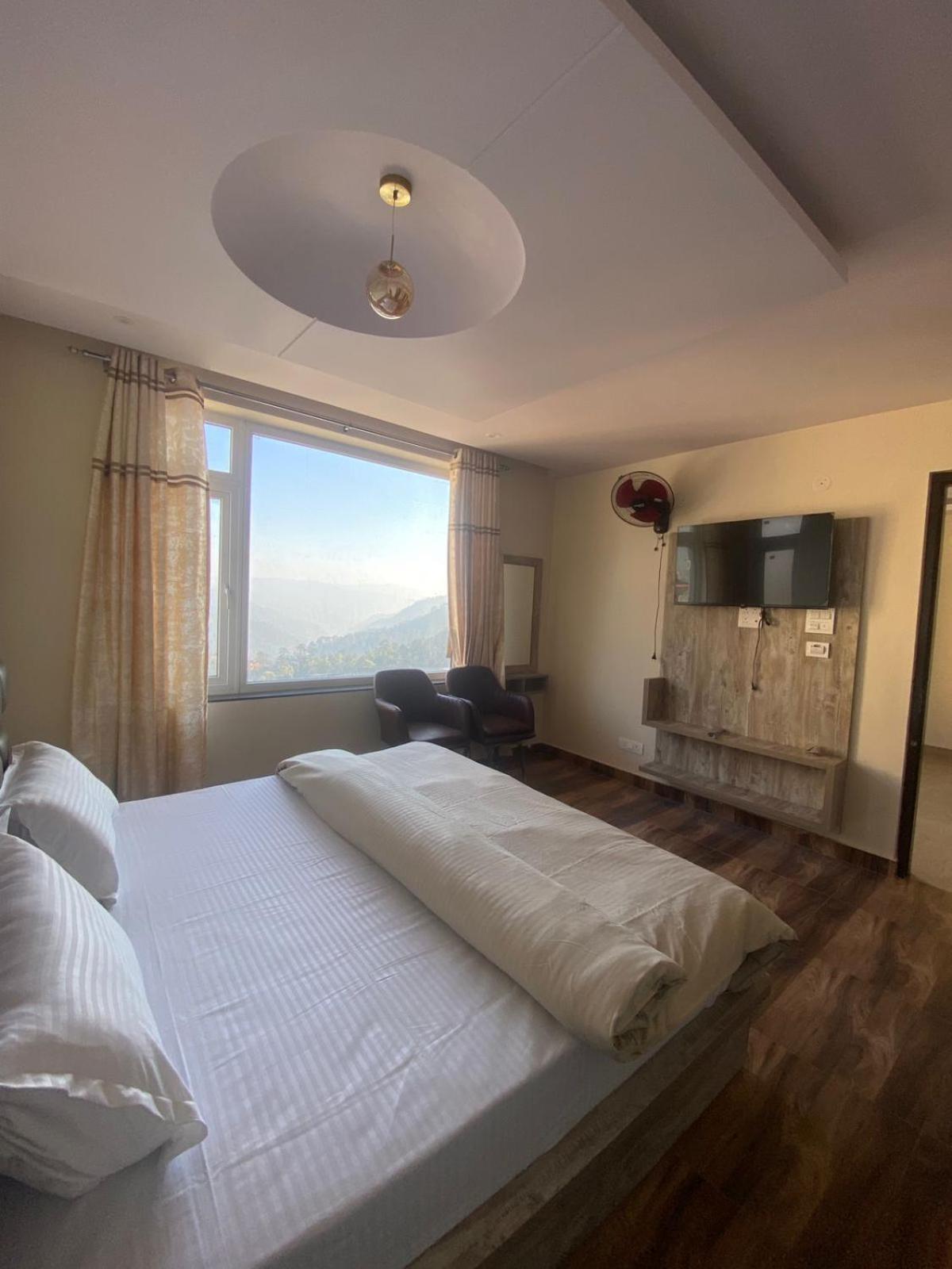 Hotel Harmony Heights Shimla Zewnętrze zdjęcie